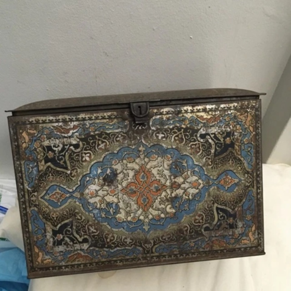 1900s H.J. Heinz 57 Co Large Biscuit Tin Box Pittsburgh Main Plant